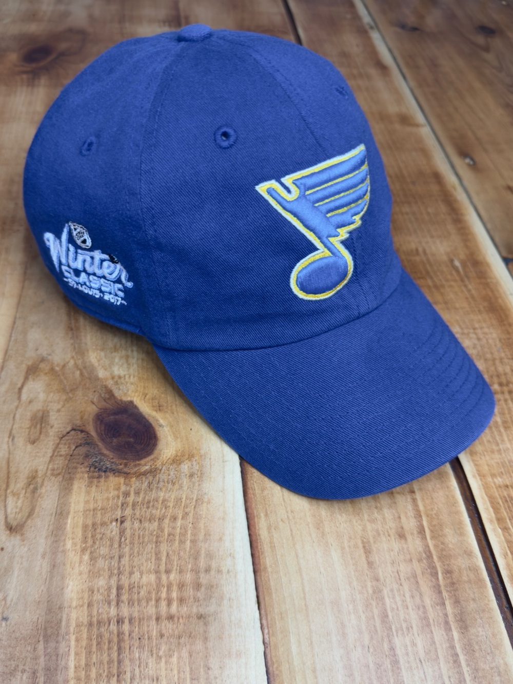 St. Louis Blues 2017 Winter Classic 47 Brand Hat Adjustable Never Worn